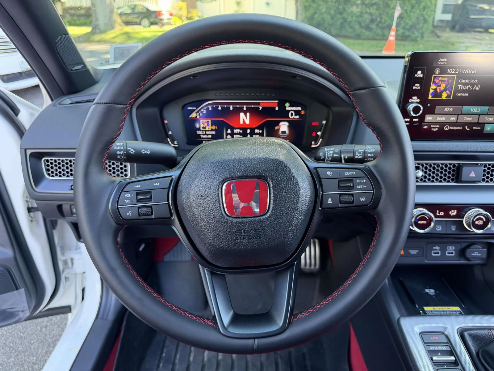 Used 2023  Honda  image 24