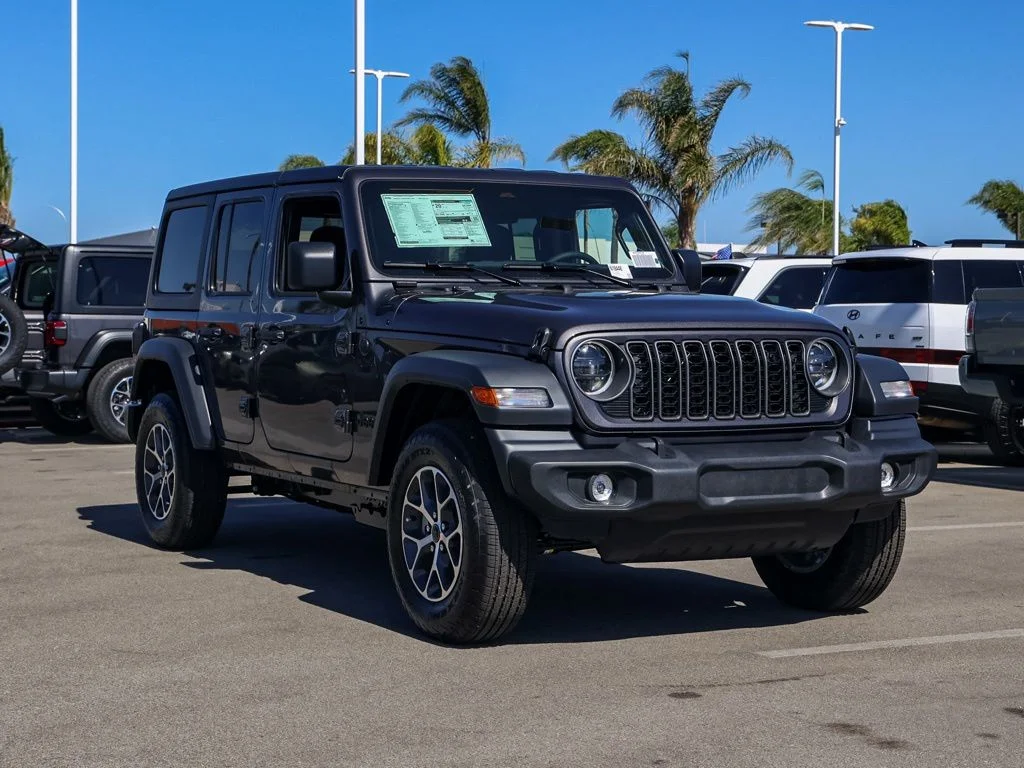 New 2026 Granite Crystal Metallic Clear-Coat Exterior Paint Jeep Sport S image 13
