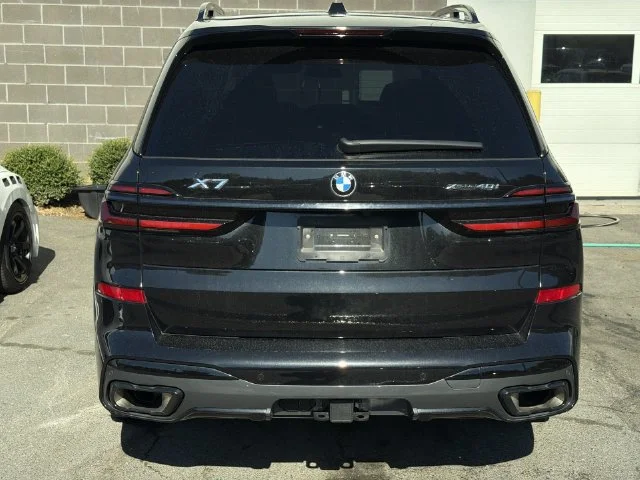 Used 2025 Black BMW xDrive40i image 6