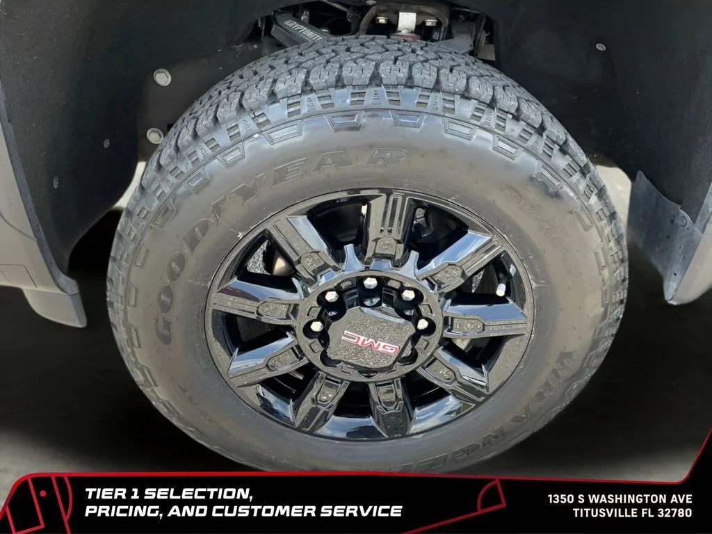 Used 2024 Sterling Metallic GMC AT4 image 53