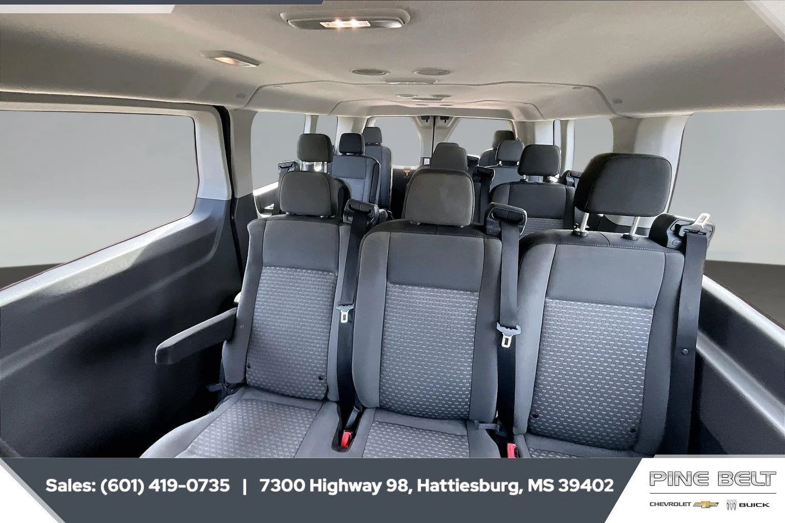 Used 2023 Oxford White Ford 350 XLT image 19