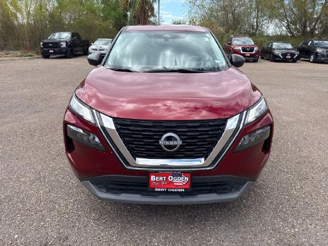 Used 2023 Red Nissan S image 2
