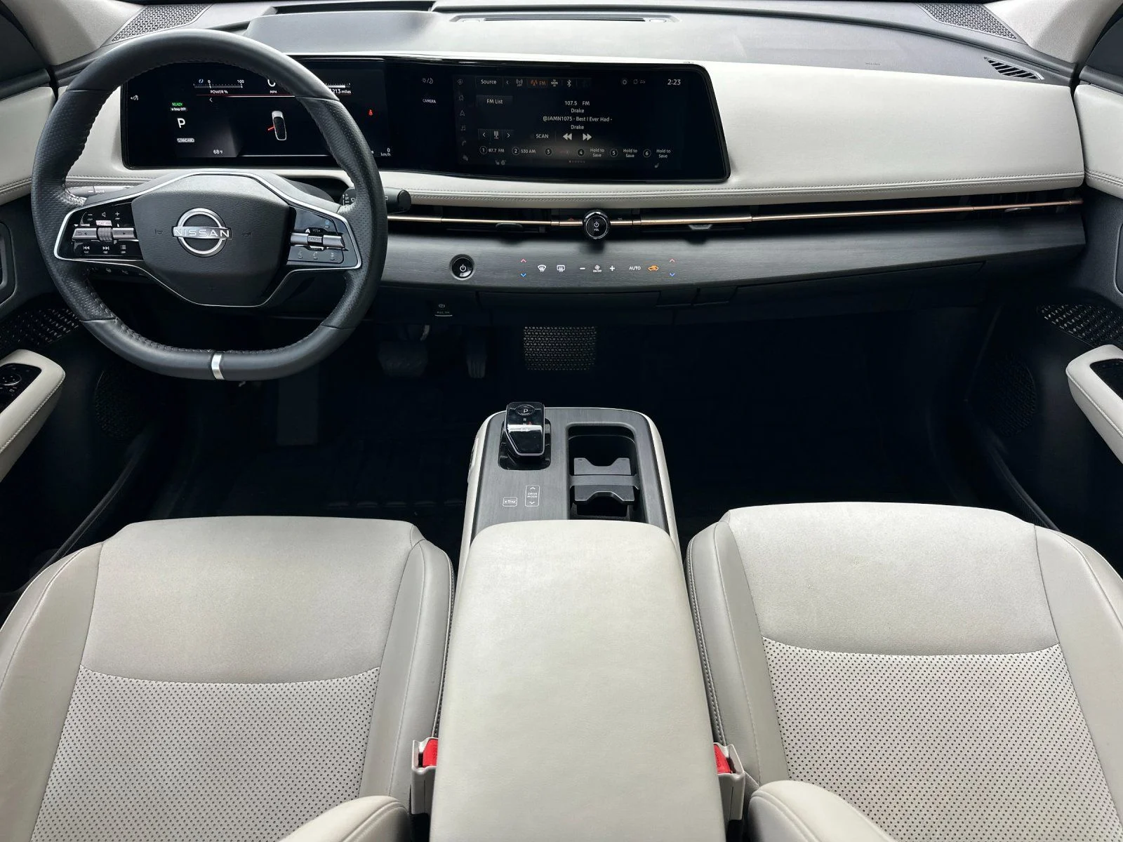 Used 2023 Black Diamond Pearl Nissan ENGAGE image 12