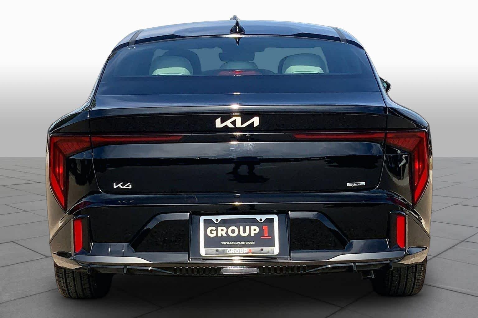 Used 2026 Aurora Black Pearl Kia GT-Line image 5