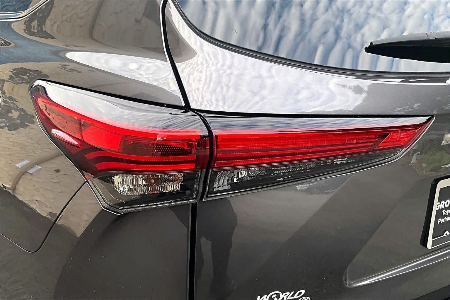 Used 2023 Magnetic Gray Metallic Toyota L image 29
