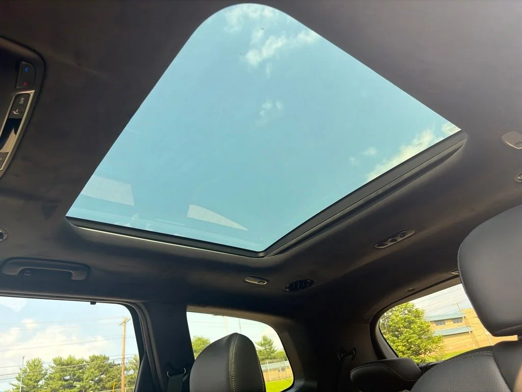 Used 2025 Black Kia SX-Prestige X-Pro image 25