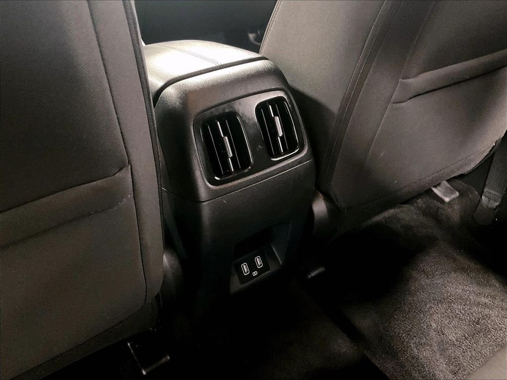 Used 2024 Gray Hyundai SEL image 28