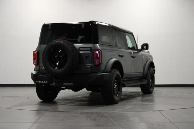 New 2026 Carbonized Gray Metallic Ford Big Bend® image 27