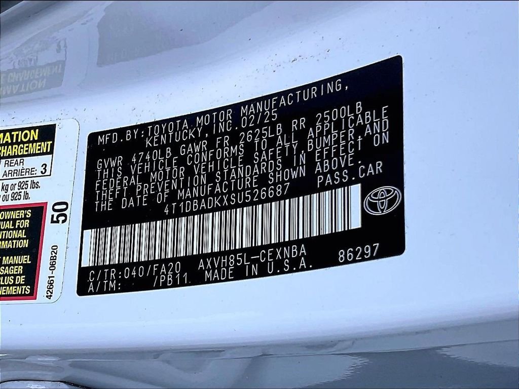 Used 2025 White Toyota LE image 34