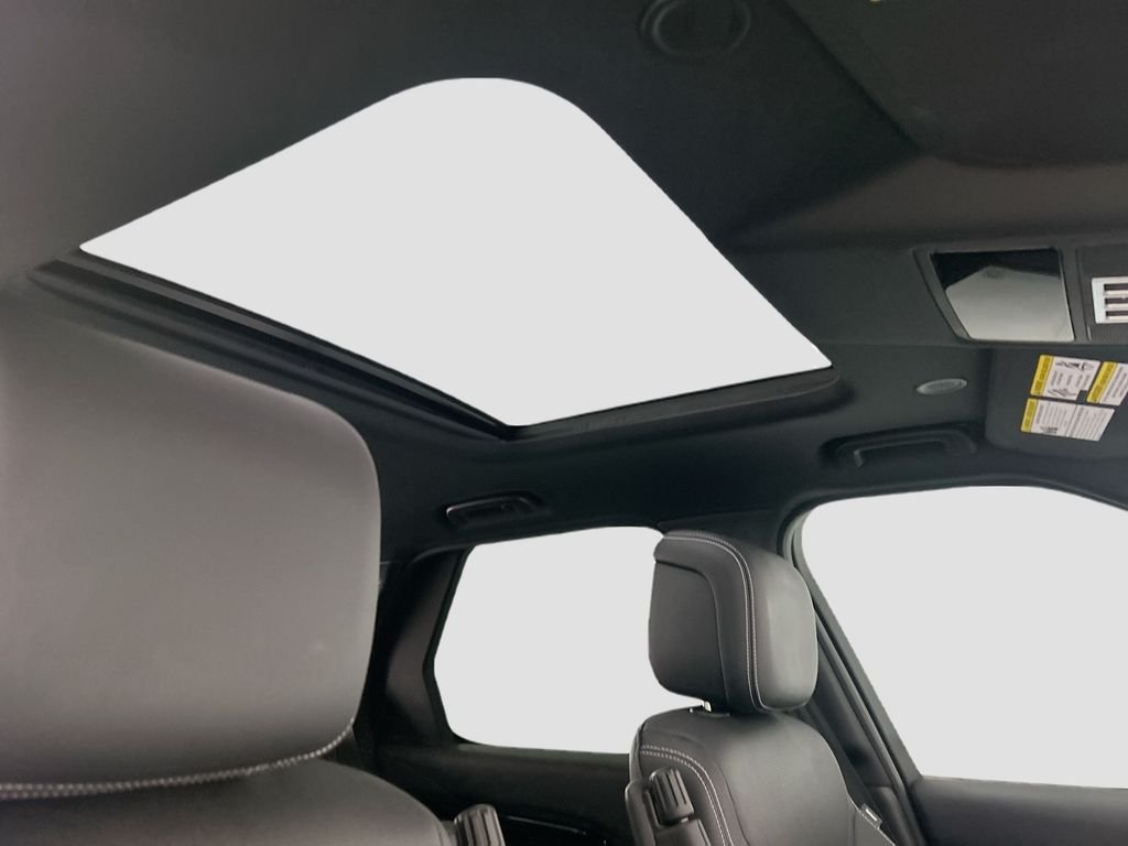 2025 Land Rover Discovery S - Photo 17