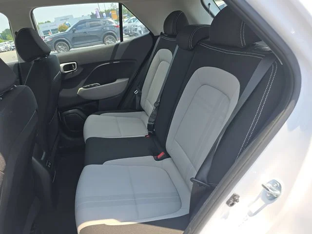Used 2025 White Hyundai SEL image 14
