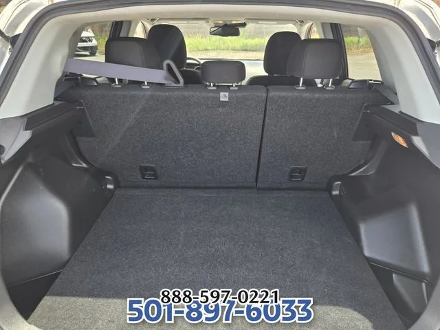 Used 2024 Silver Mitsubishi  image 17