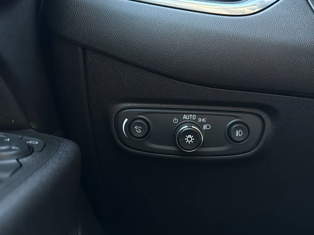 Used 2020 Nightfall Gray Metallic Chevrolet LT image 15