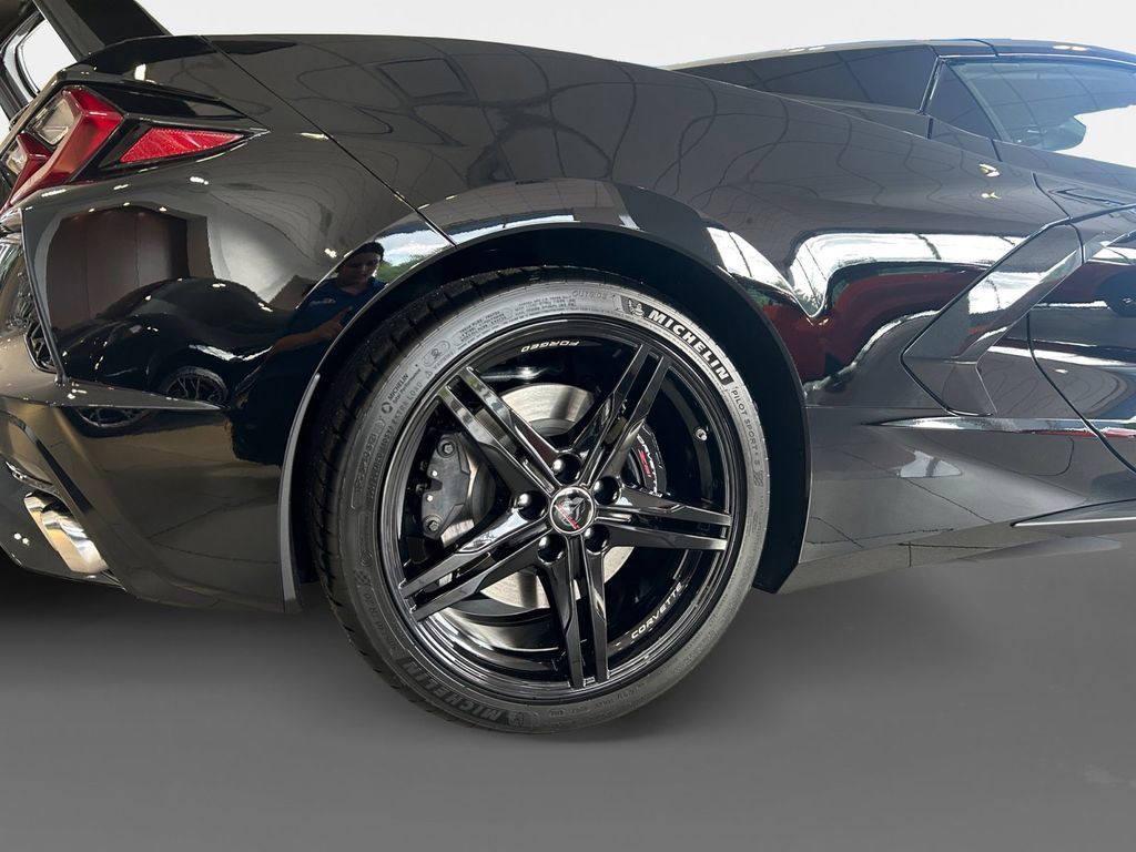 New 2026 Black Chevrolet 2LT image 9
