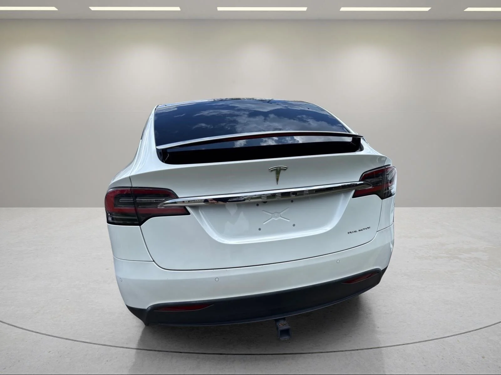 Used 2020  Tesla Long Range image 13