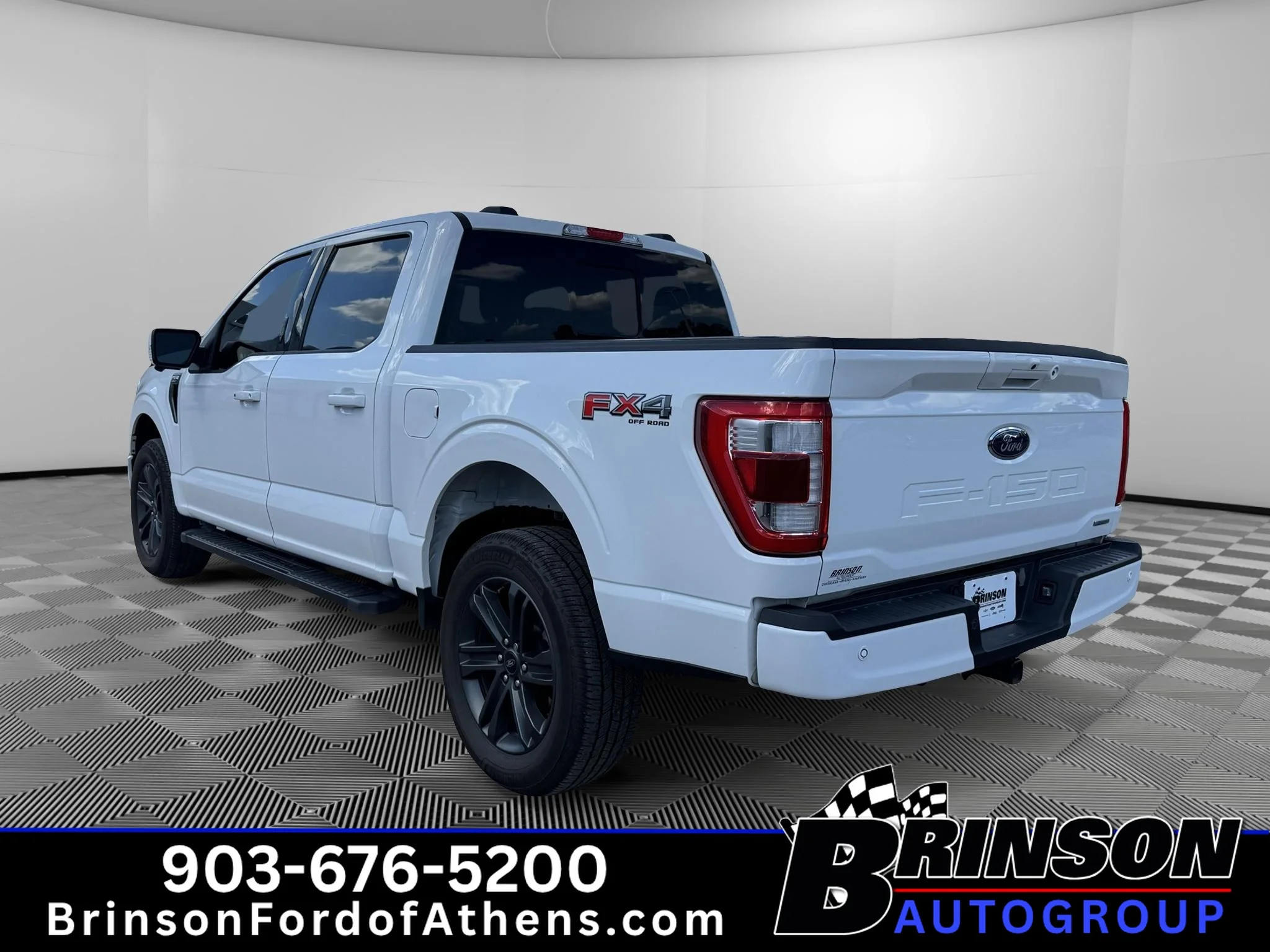 Certified Used 2023 Oxford White Ford LARIAT image 7
