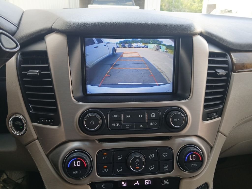 Used 2017 White GMC Denali image 21