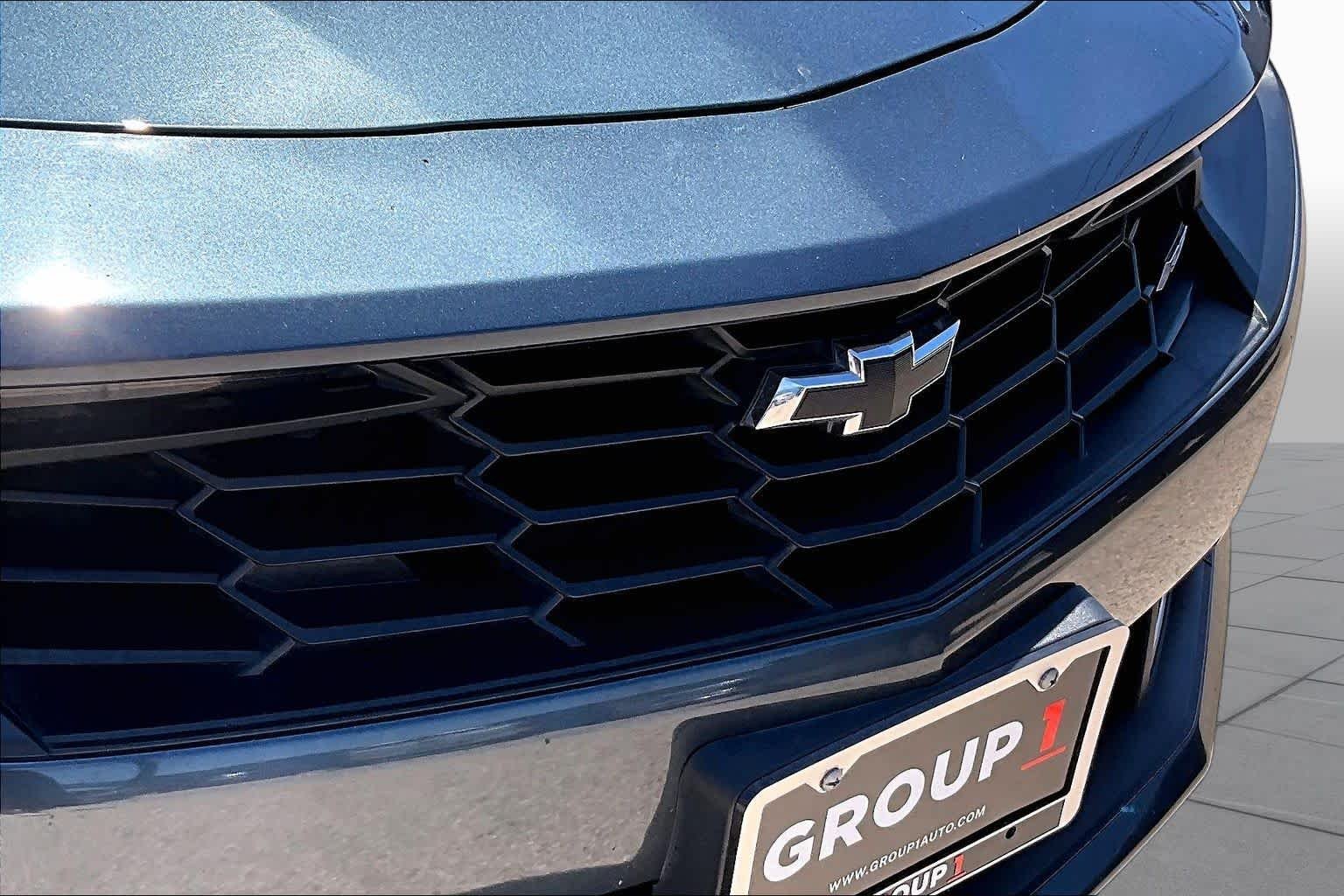 Used 2022 Black Chevrolet 1LT image 30