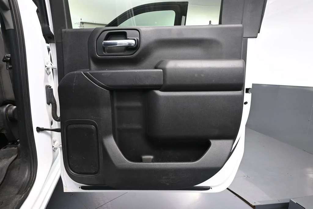Used 2023 White Chevrolet LT image 43