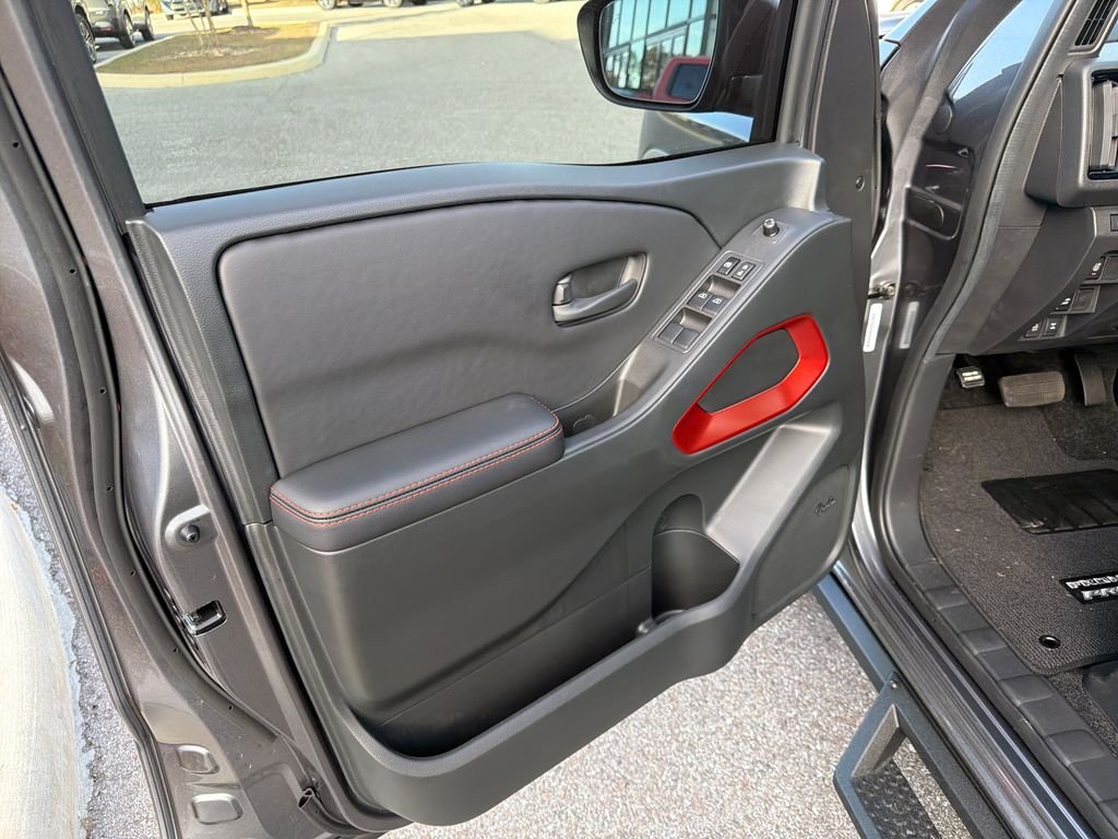 New 2026 Nissan Frontier PRO-4X 4D Crew Cab