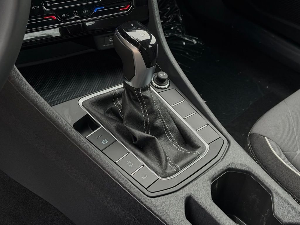 2026 Volkswagen Jetta Sport - Photo 24