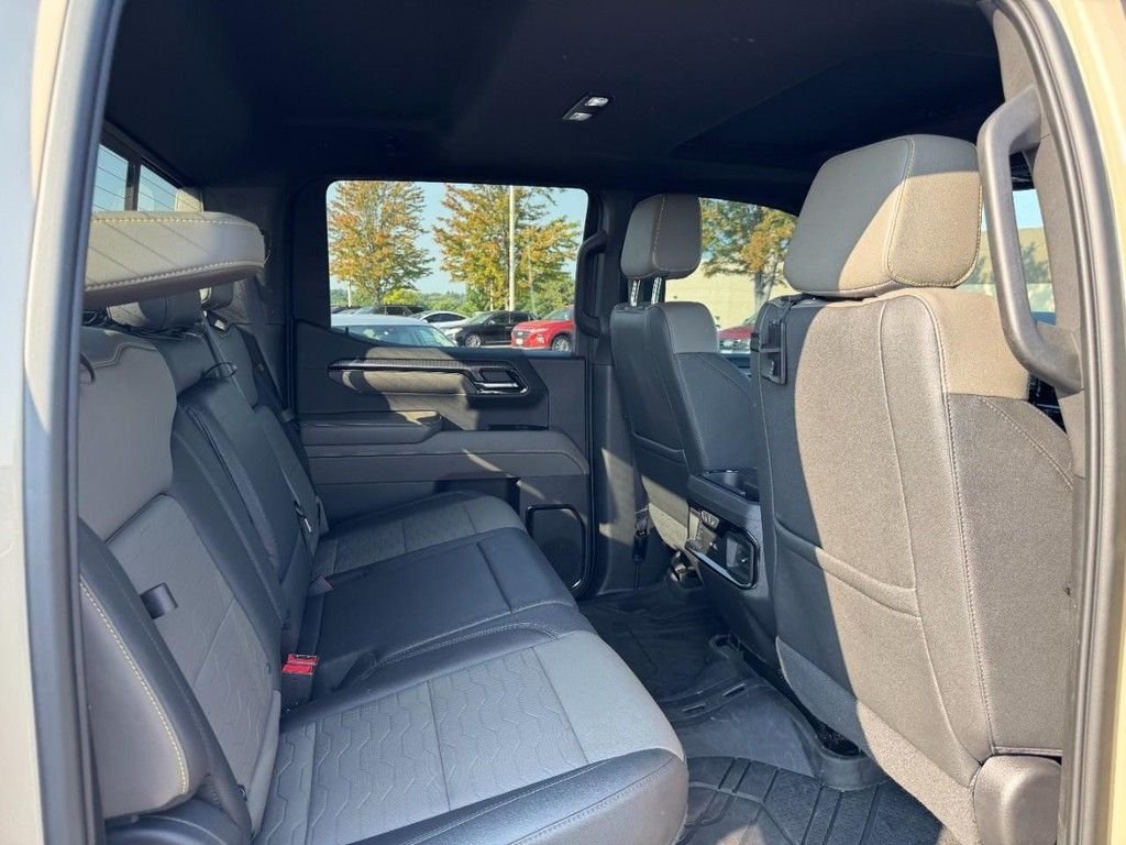 Used 2023 Beige Chevrolet ZR2 image 10
