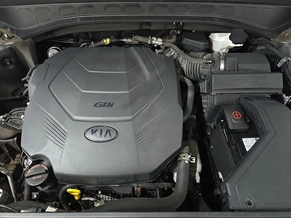 Used 2020 Silver Kia S image 13