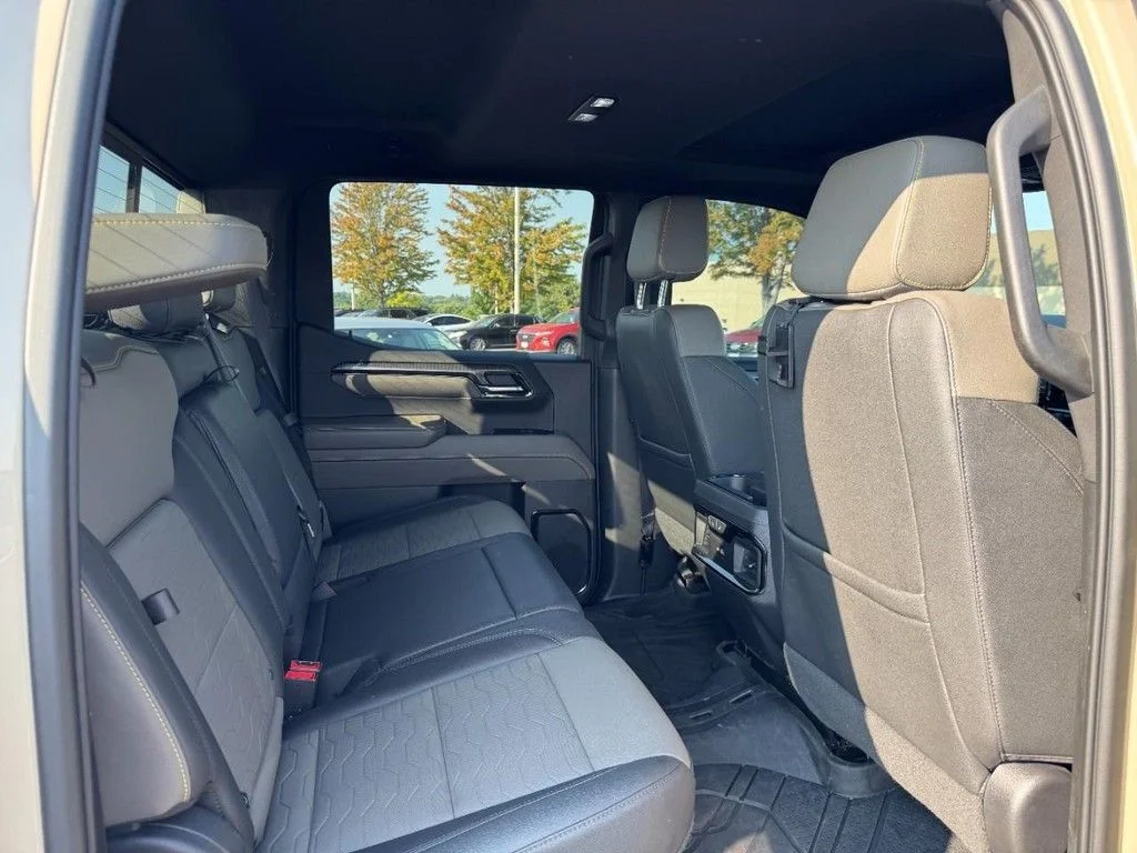 Used 2023 Beige Chevrolet ZR2 image 10