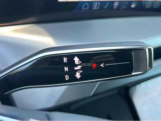 2027 Cadillac VISTIQ Sport - Photo 29