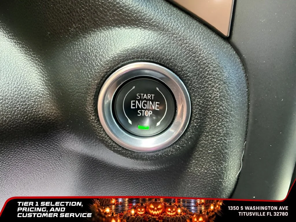 Used 2020 SILVER ICE METALLIC Chevrolet High Country image 28