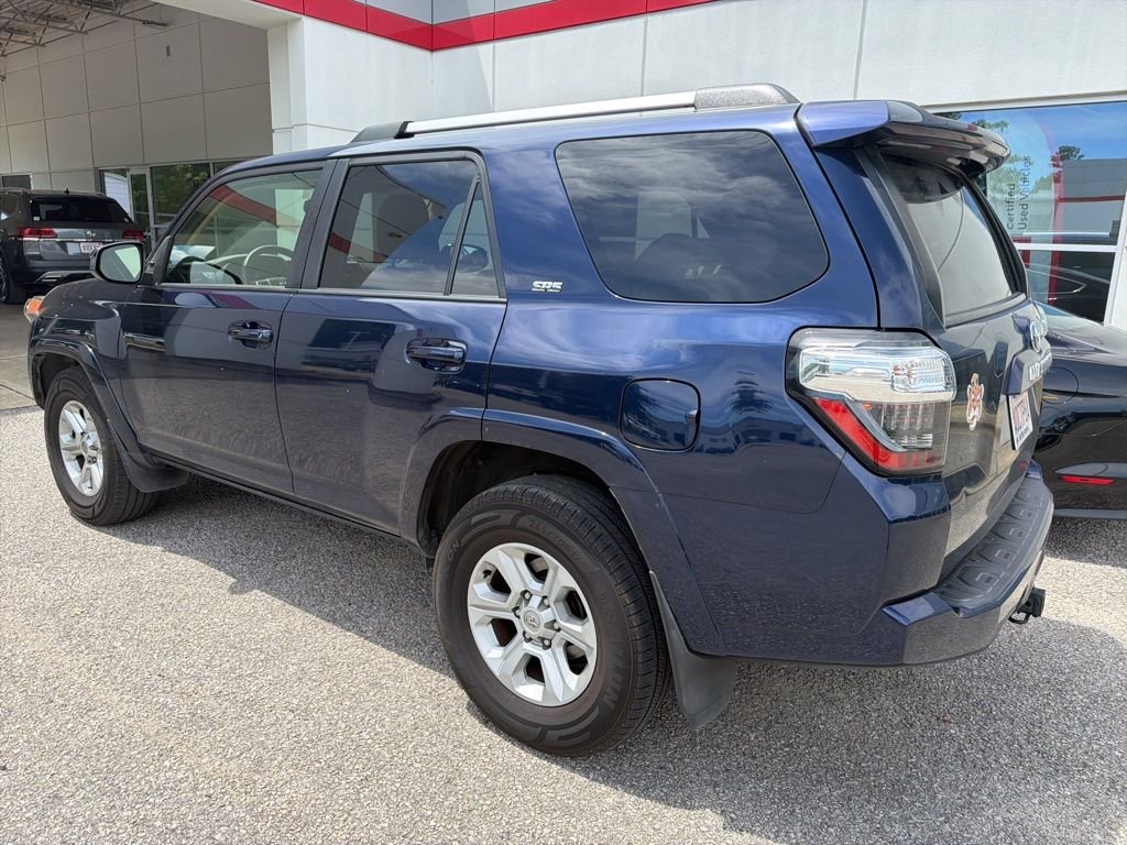 Used 2022 Blue Toyota SR5 image 2
