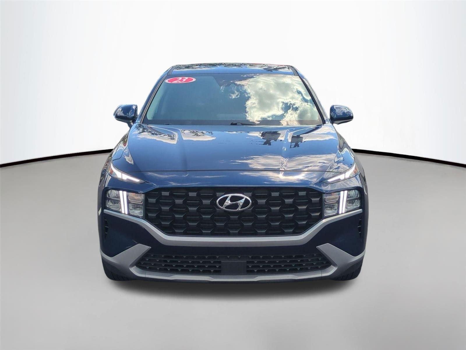 Used 2023 Stormy Sea Hyundai SE image 18