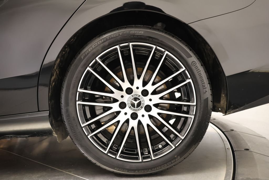 2026 Mercedes-Benz C-Class Sedan C 300 - Photo 13