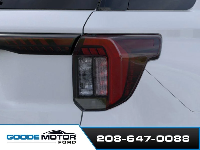 New 2026 Space White Metallic Ford Tremor® image 21