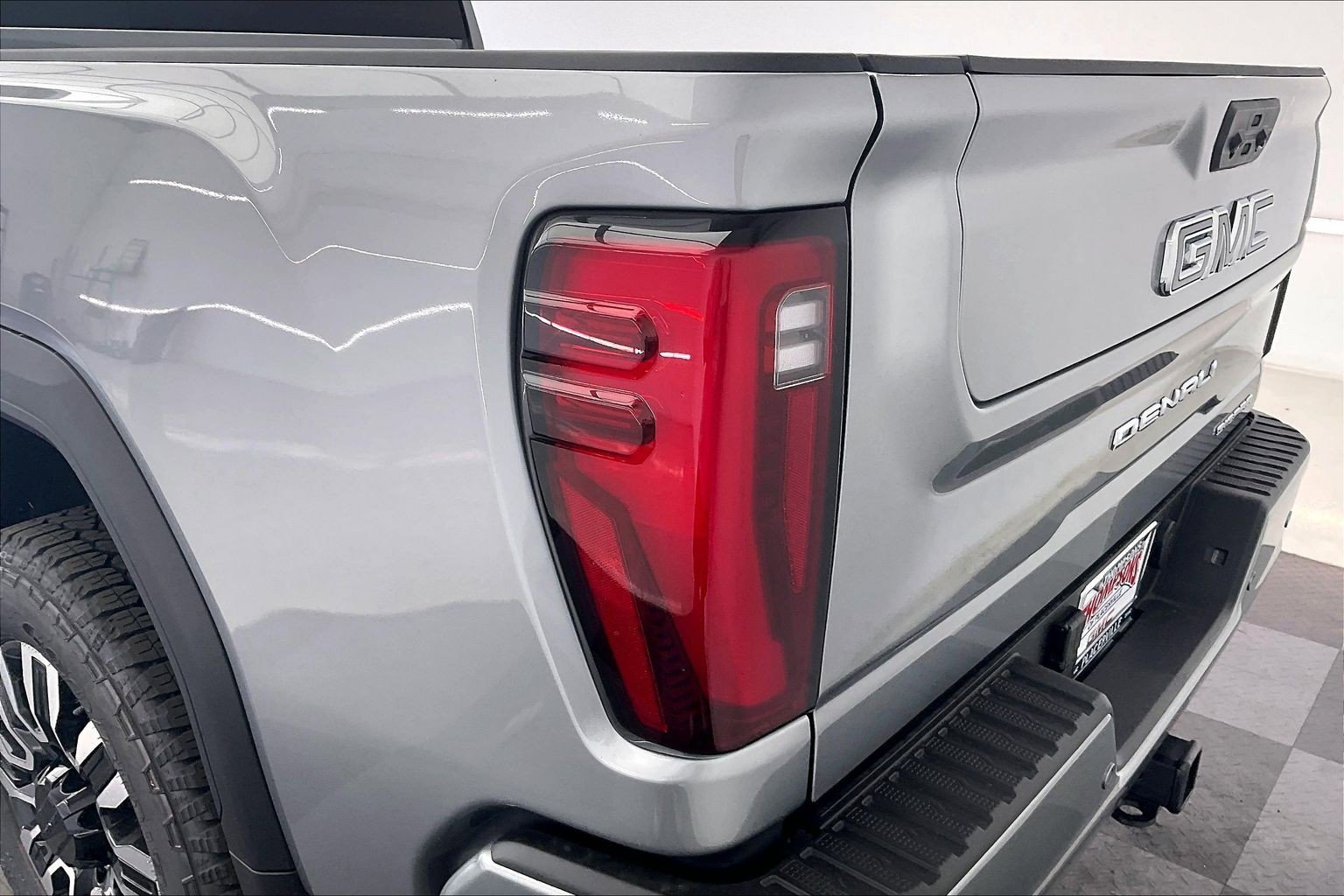 2026 GMC Sierra 2500HD Denali Ultimate - Photo 16