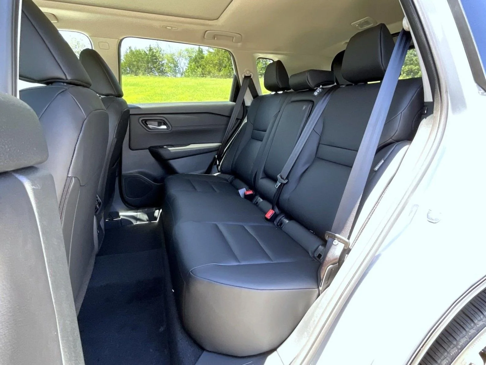 New 2026 Gray Nissan Dark Armor image 20