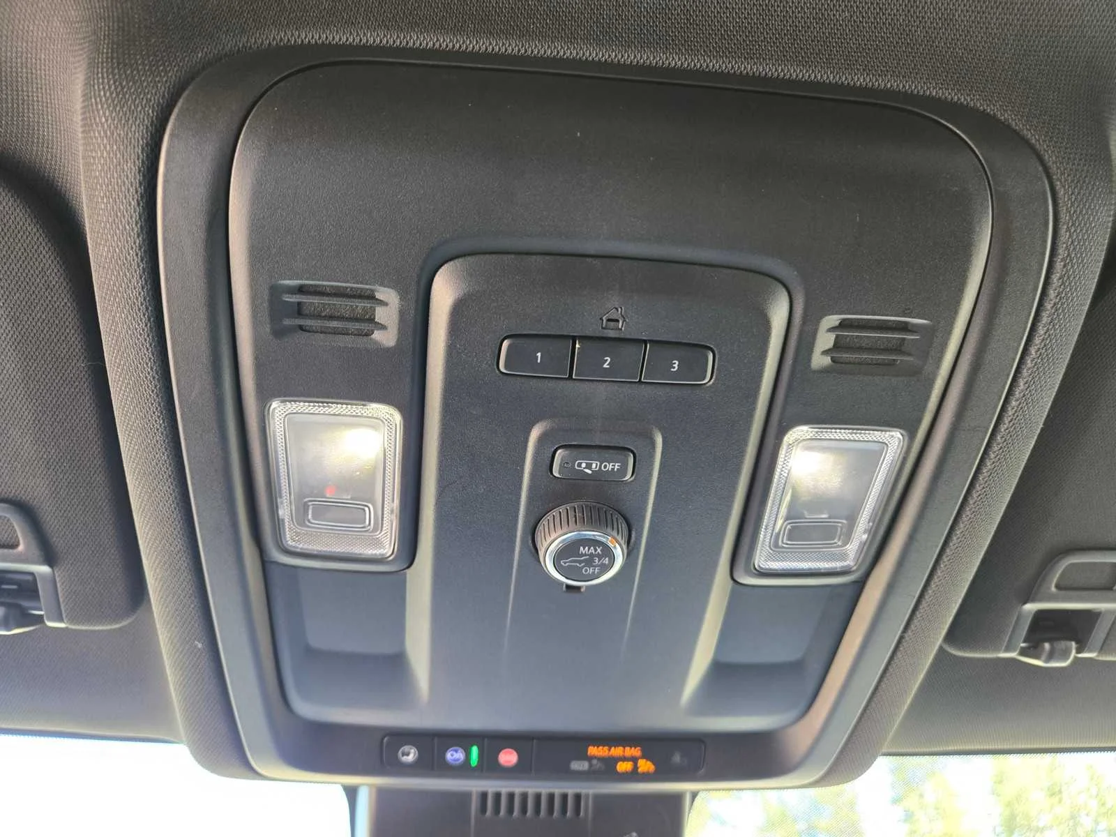 Used 2023 Sterling Gray Metallic Chevrolet LT image 27