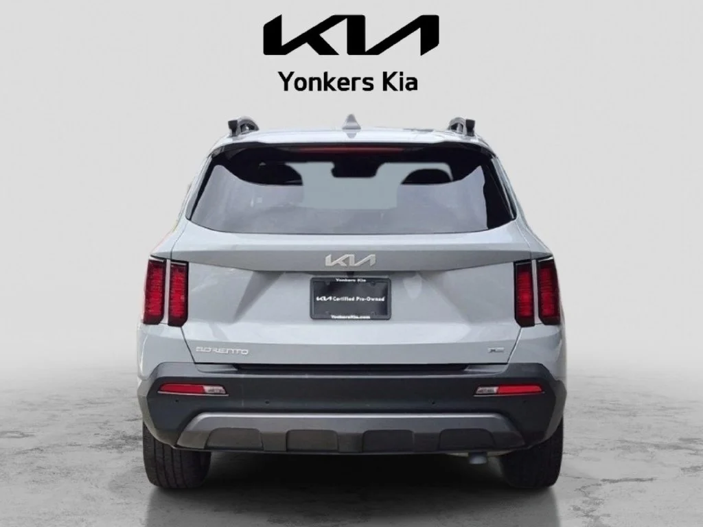 Used 2023 Gray Kia X-Line EX image 6