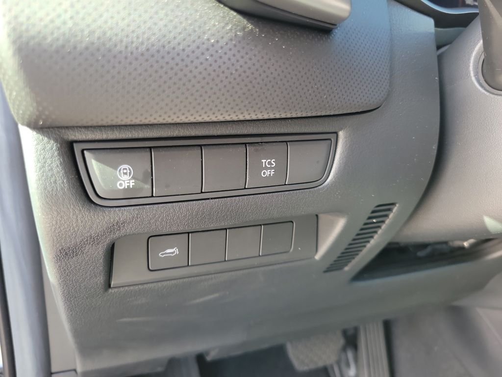 Used 2024 Beige Mazda 2.5 S Preferred Package image 17