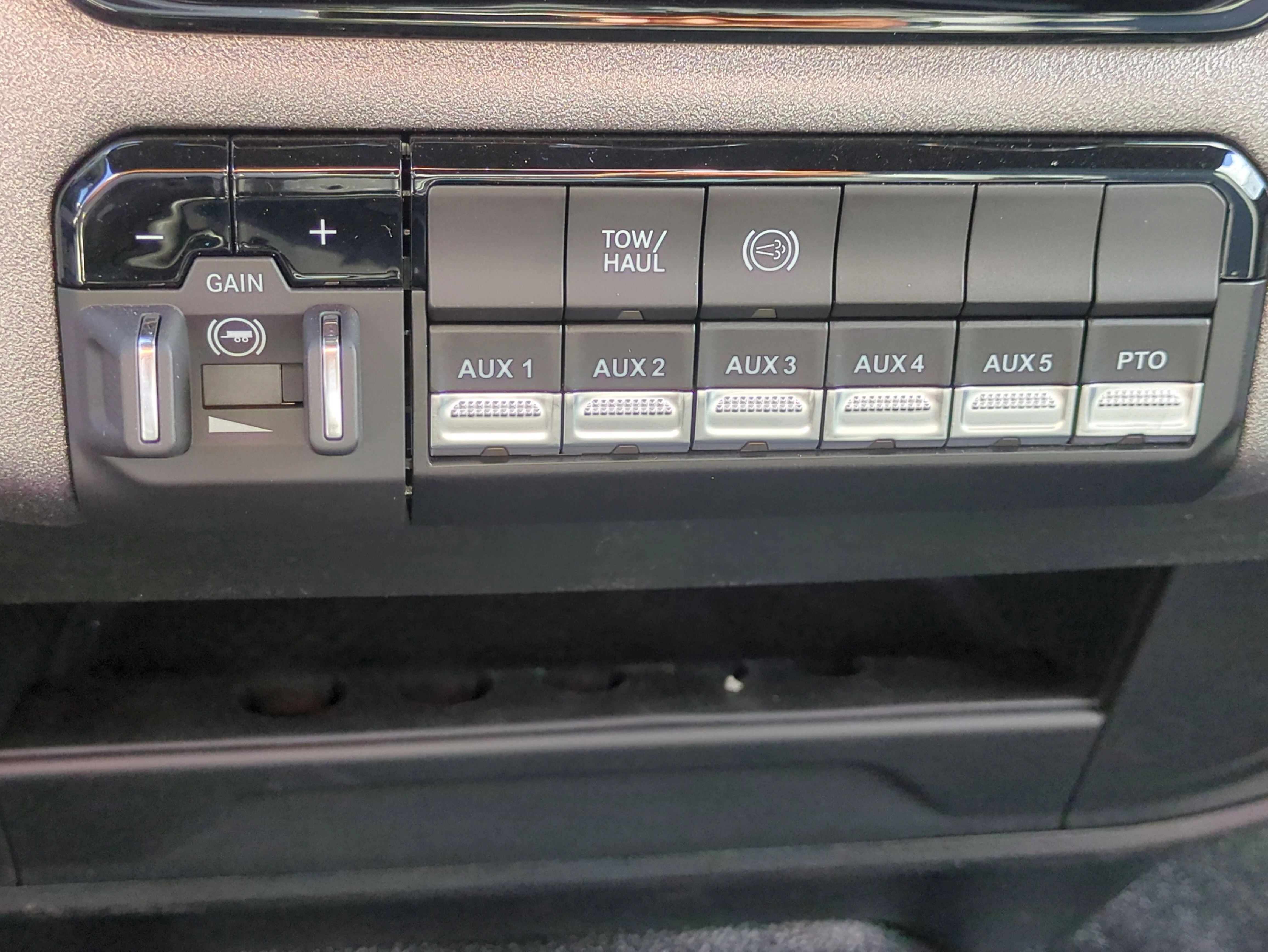 2026 RAM 3500 Chassis Tradesman - Photo 19