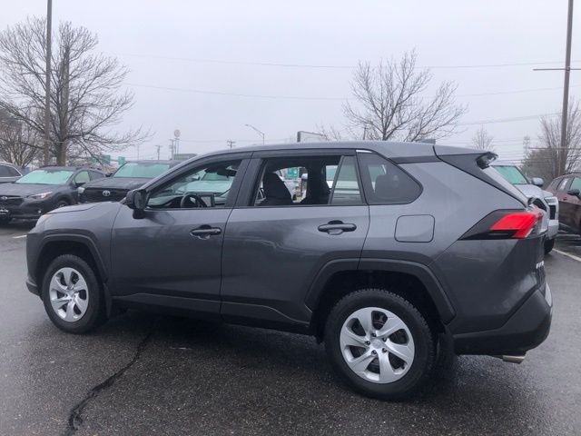 Used 2022 Gray Toyota LE image 5