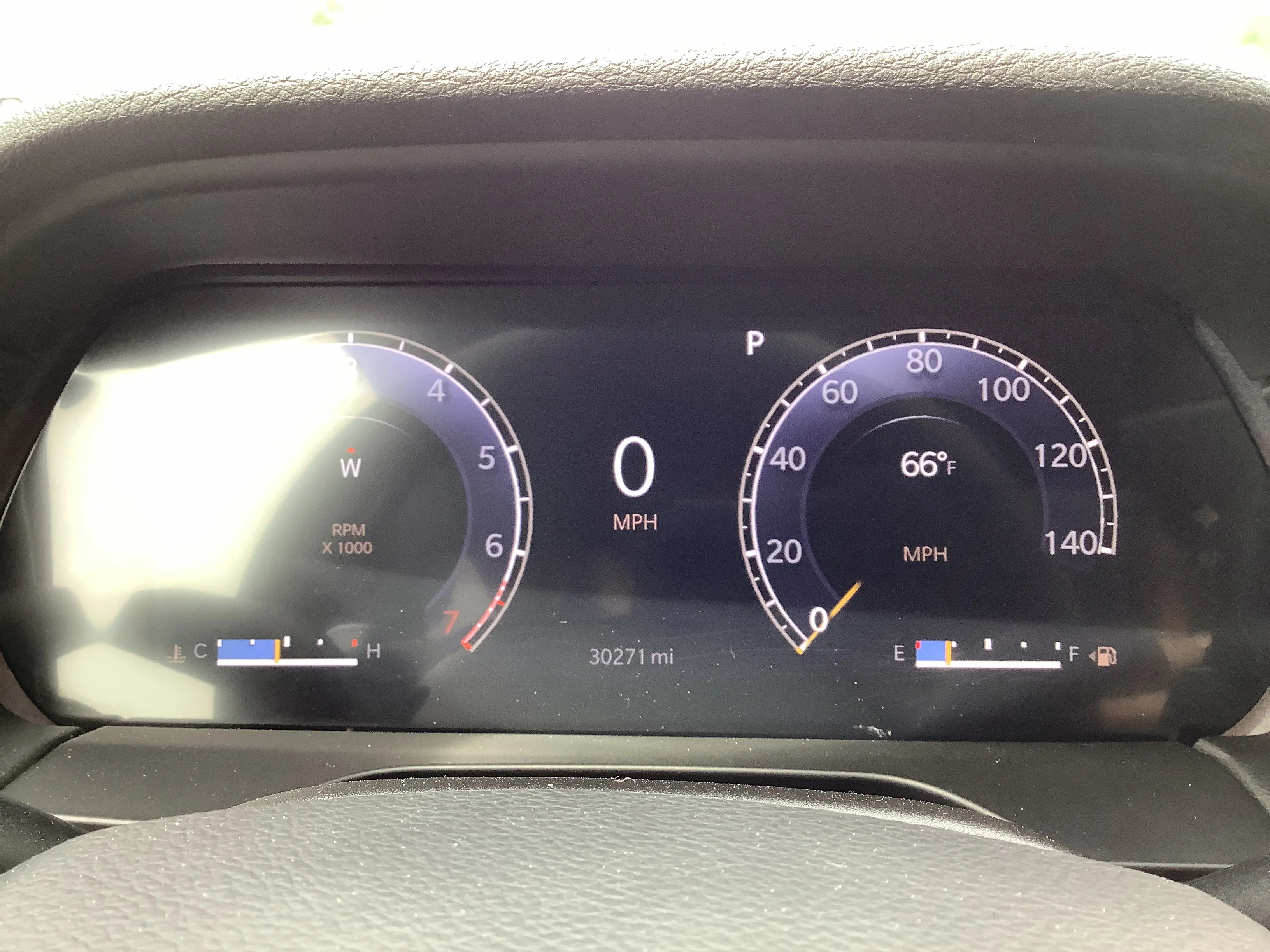 Used 2023 Red Jeep Altitude image 15