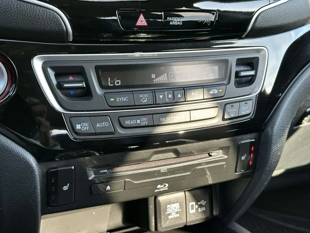 2021 Honda Pilot Touring - Photo 32