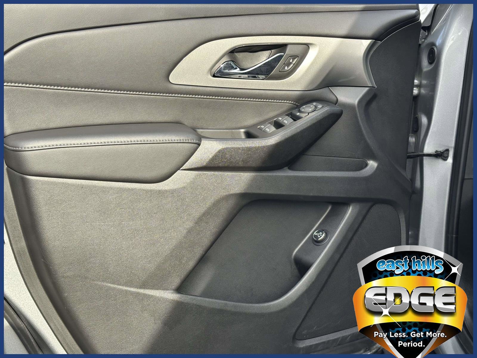 2023 Chevrolet Traverse 1LT - Photo 16
