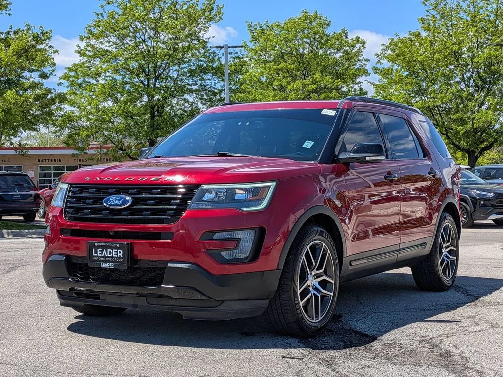 Used 2016 Red Ford Sport image 3