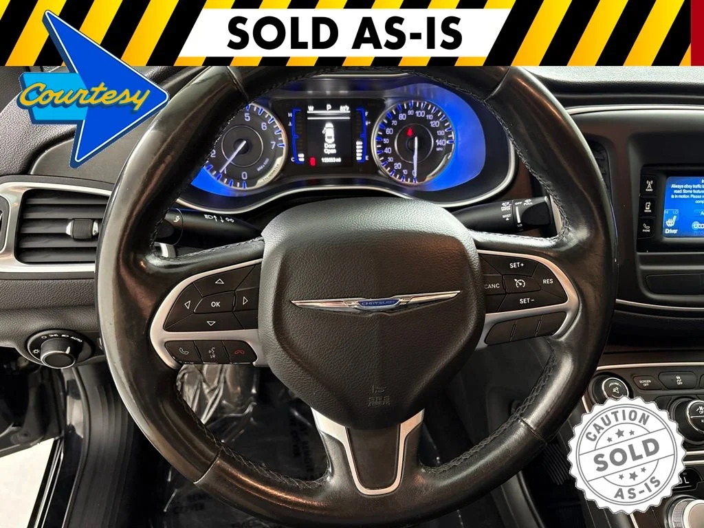 Used 2015 Black Chrysler Limited image 27
