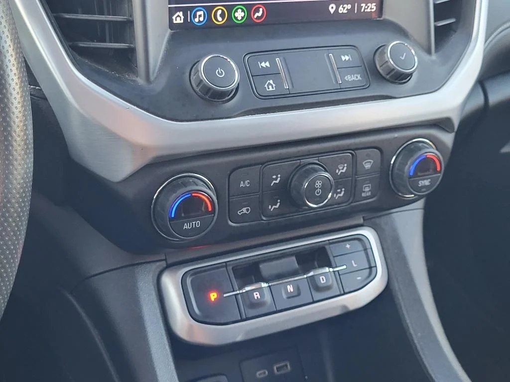 Used 2021 Midnight Blue Metallic GMC SLE image 16