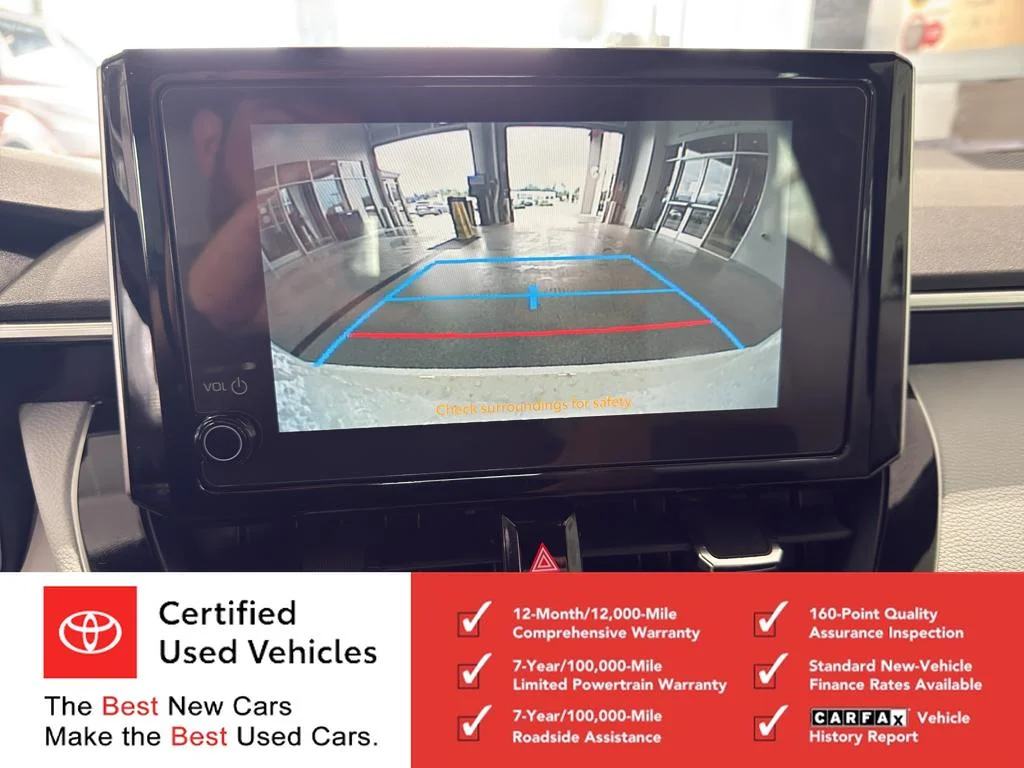 Used 2025 Ice Cap Toyota SE image 24