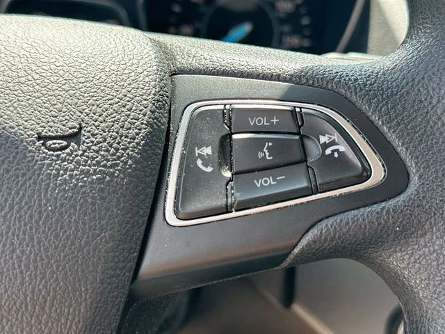 Used 2019 Black Ford SE image 42