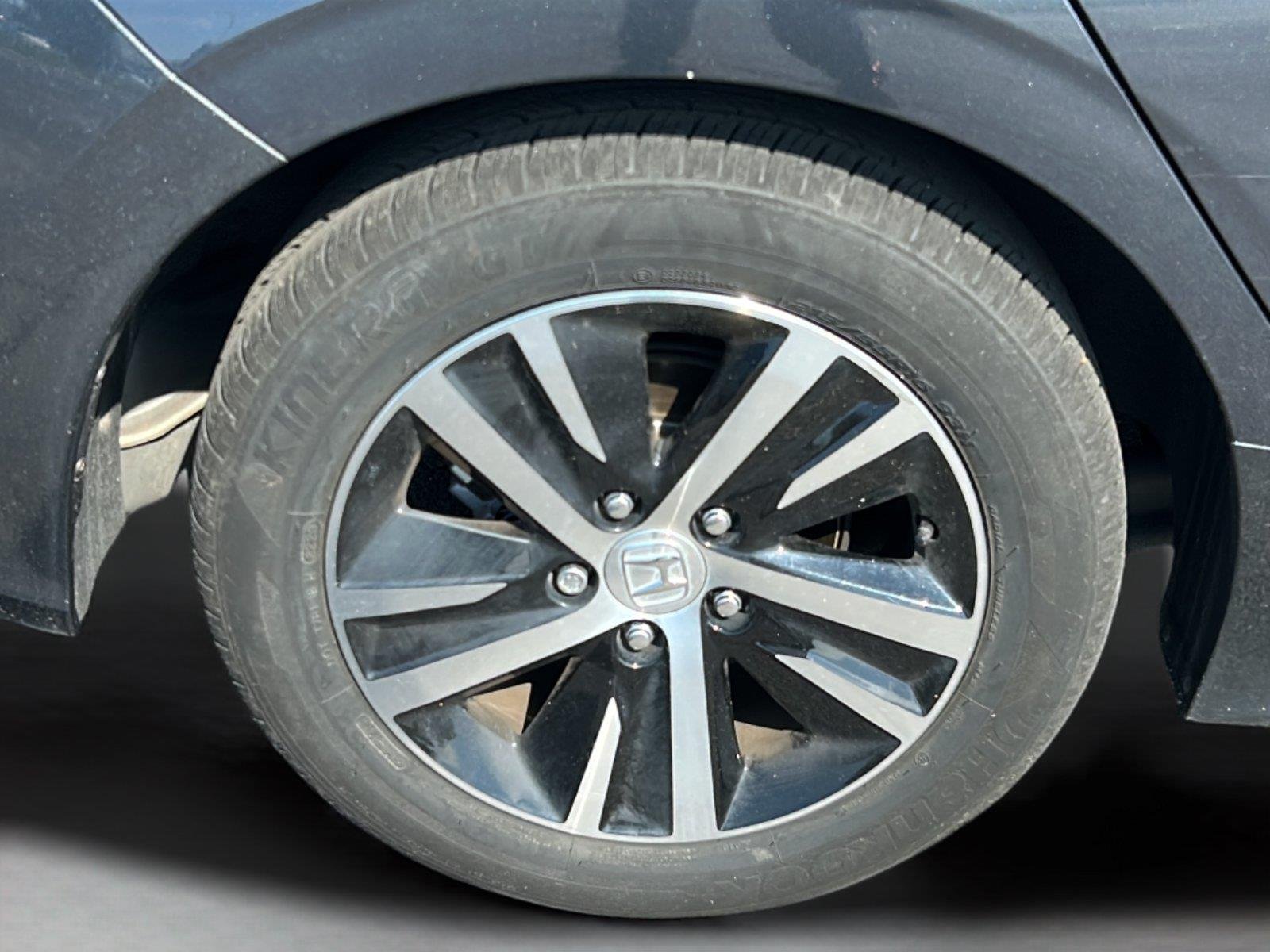 Certified Used 2024 Meteorite Gray Metallic Honda 2.0L LX image 11